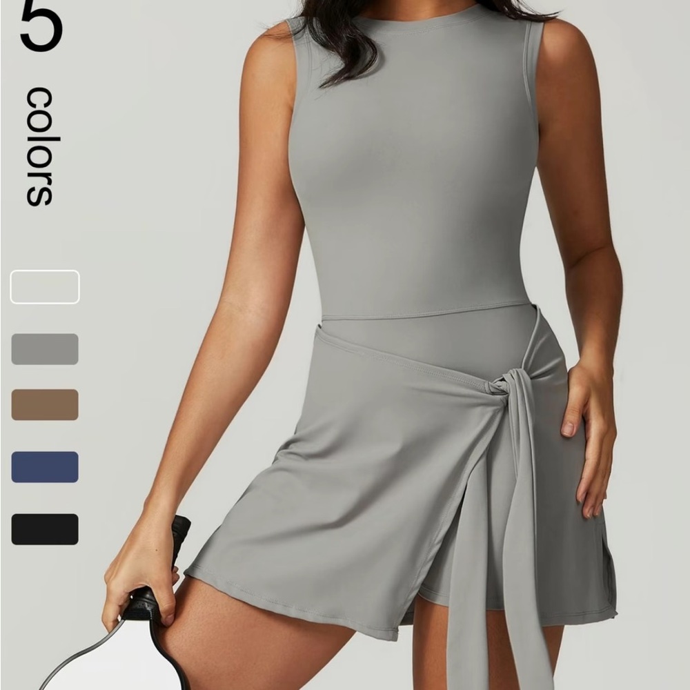 Elegant Gray Sleeveless Dress